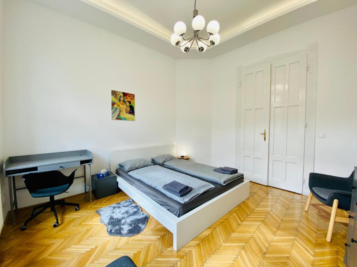 Spacious 4Br Oasis In Central Budapest - Bp Sky Eksteriør billede